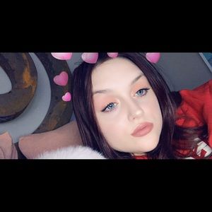 Meet your Posher, Mckenzy